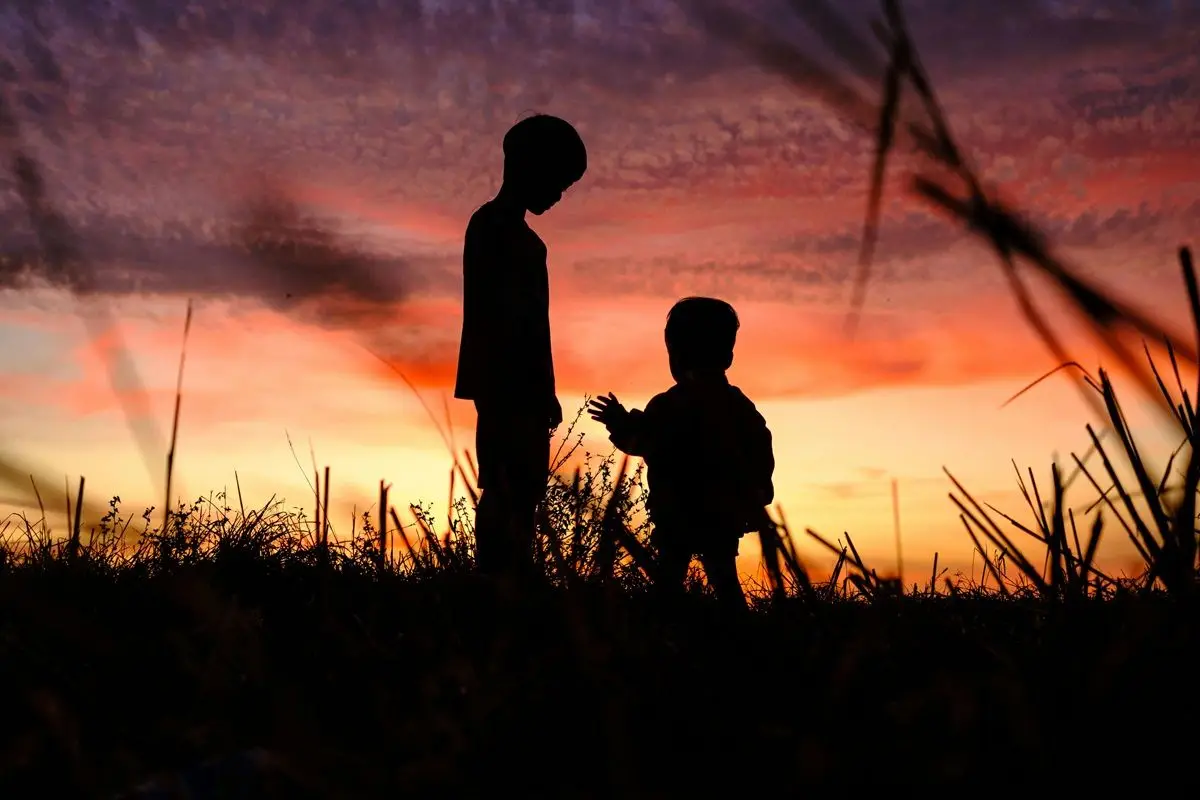 silhouette-of-brothers.jpg