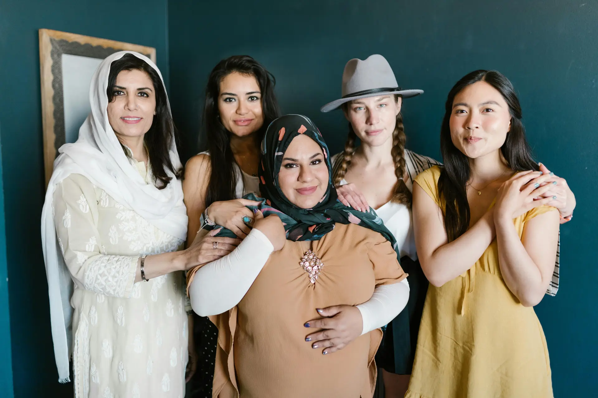 Women from different background such as American, Indian, Arab etc.