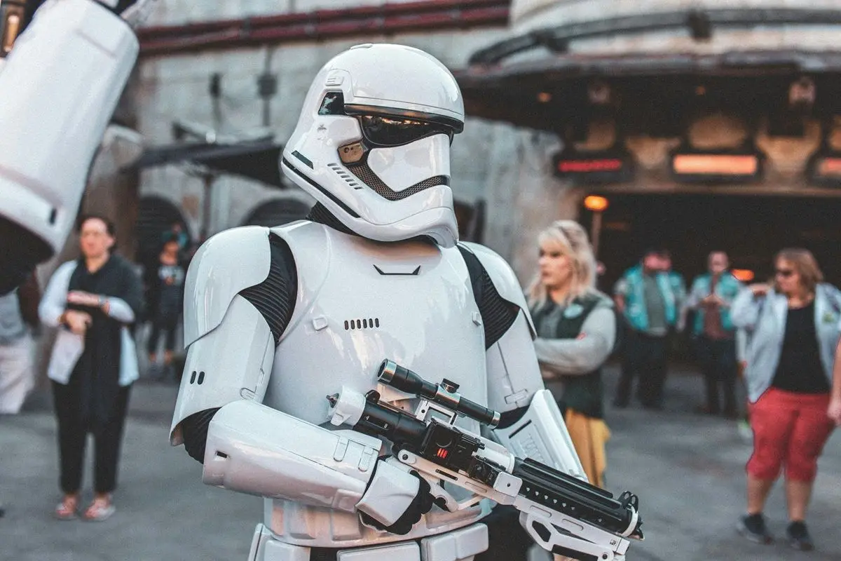 A person cosplaying as a Stormtrooper from Star Wars.