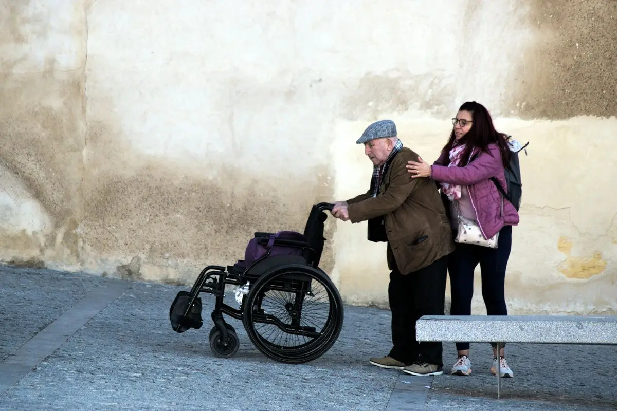 helping-elderly-man.jpg
