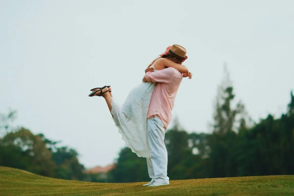 hugging-partners.jpg