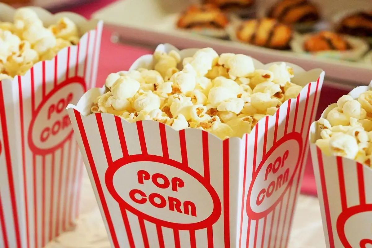 popcorn-in-box.jpg